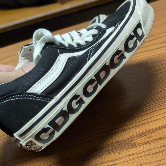 "CDG" Vans Black And White - Picture 2 of 9